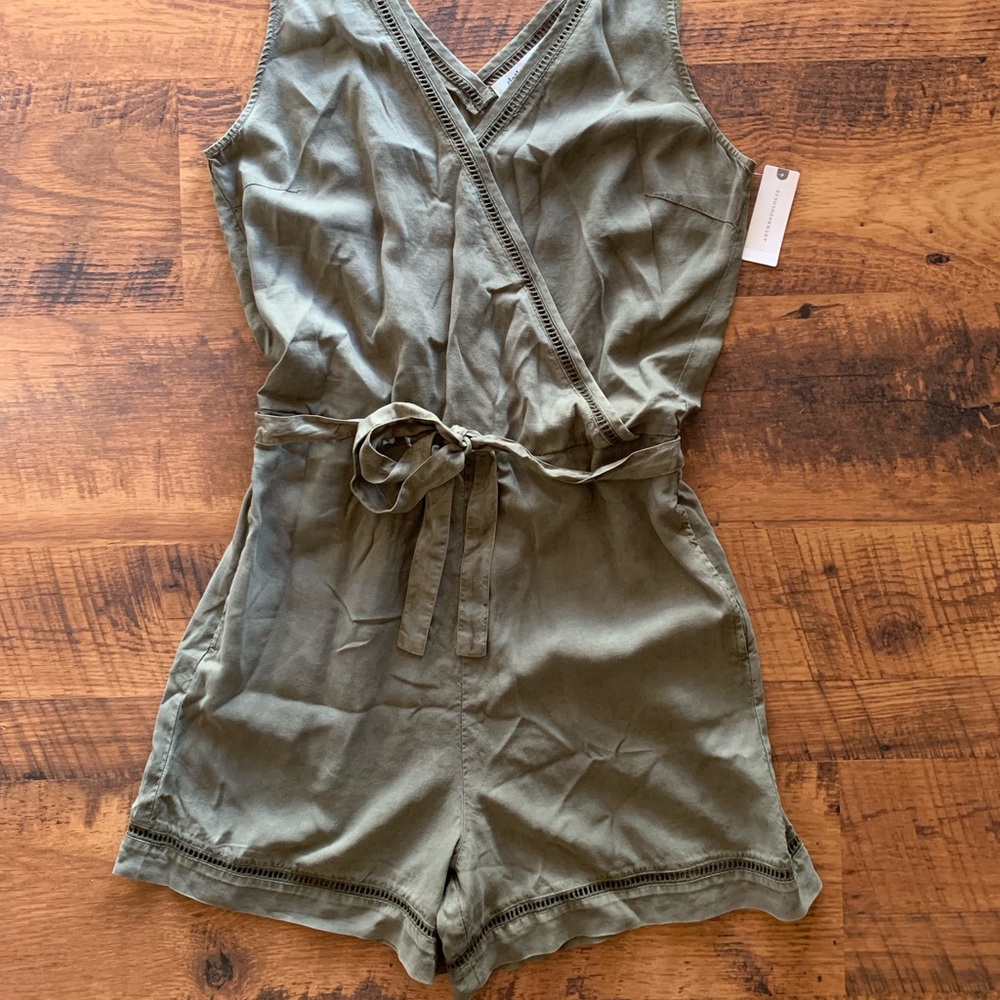Cloth & Stone jumpsuit medium NWT